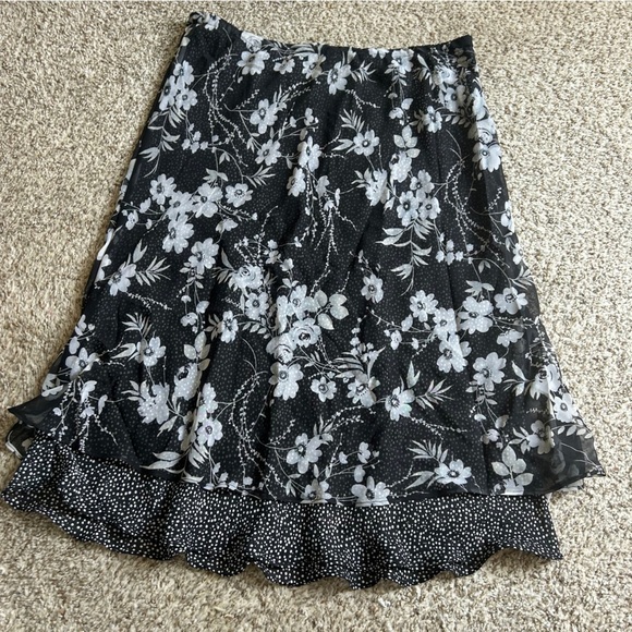 Notations Black and White Floral Polka Dot Reversible A-Line Skirt Casual Formal - Picture 3 of 6